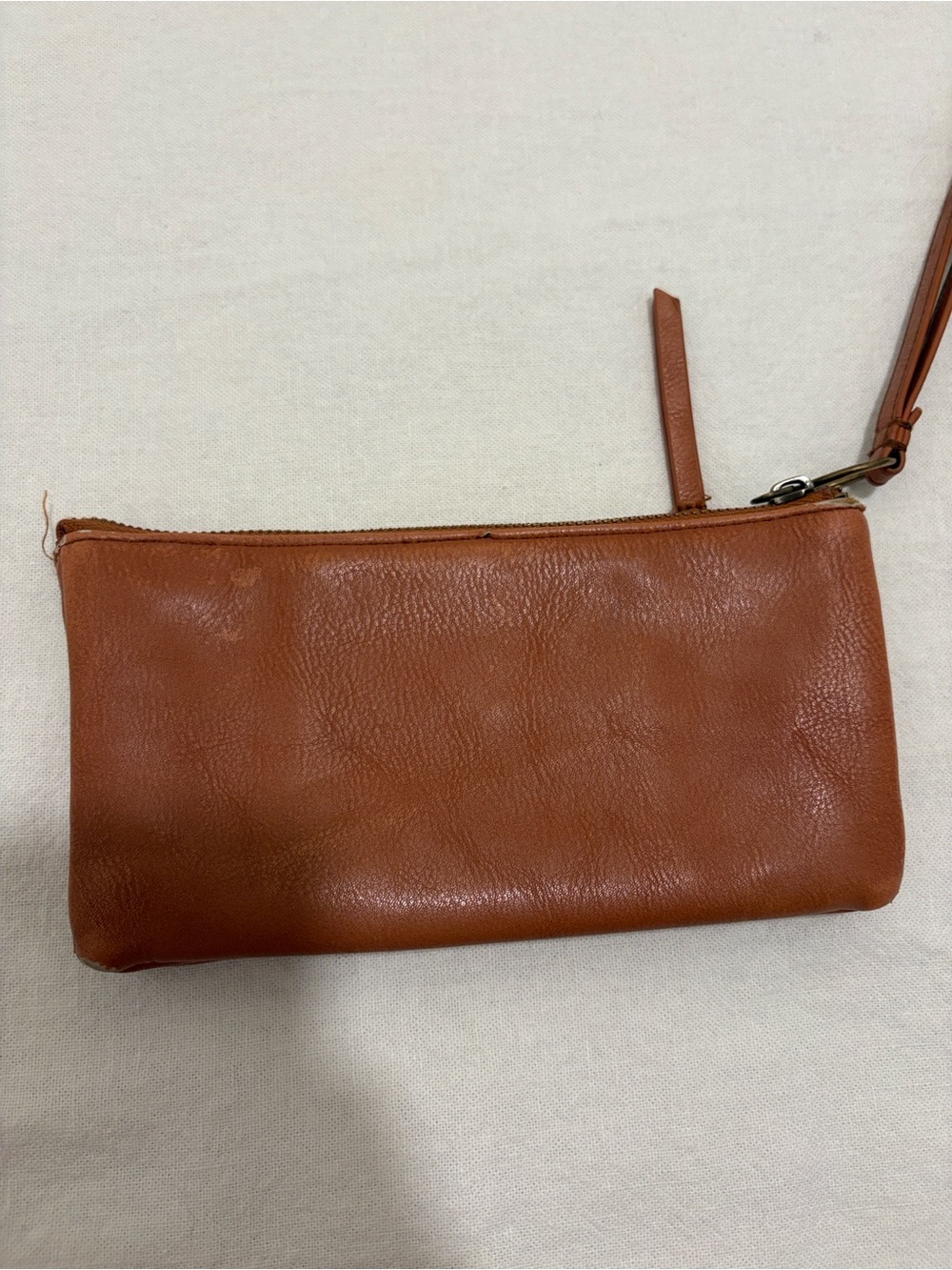 Universal Thread Wallet - Picture 4 of 14